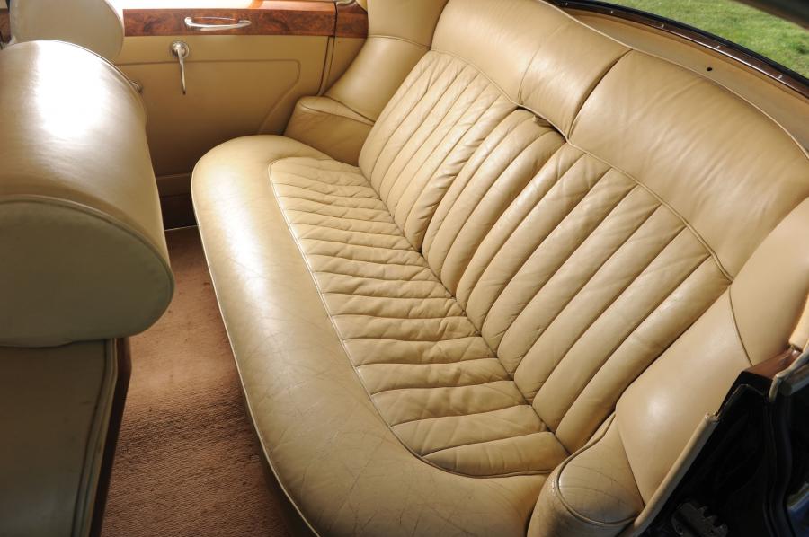 Интерьер Bentley S1 Saloon 1958 года  (фото 5 из 12)